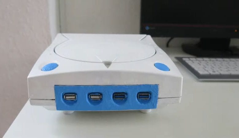 SEGA Dreamcast modded